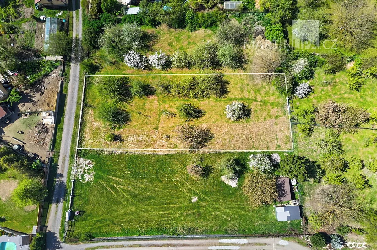 Prodej stavebního pozemku 880 m²